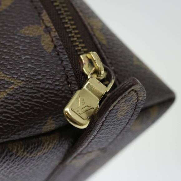 LOUIS VUITTON Monogram Trousse Demi Ronde Cosmetic Pouch M47520 LV Auth 70486 - Picture 8 of 16